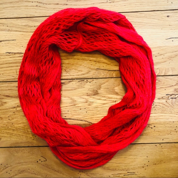 EUC!  Knitted & Sheer Infinity Fashion Scarf Bundle (2 scarves). - Picture 4 of 6